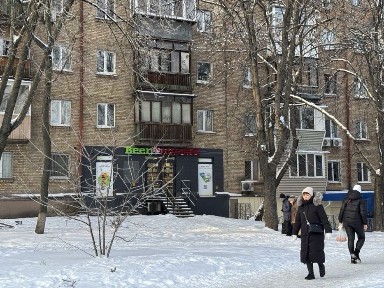 Київ, Шевченківський, Ольжича 4