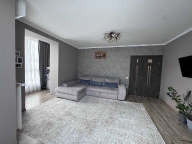 Продам двокімнатну квартиру Каскад