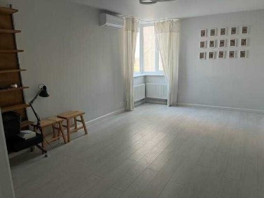 оренда 2 к квартири у м. Київ, вул. Михайла Максимовича ЖК 4 сезони