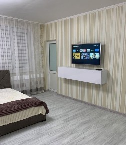 квартира подобово, затишна та світла (вільна з 01.04)