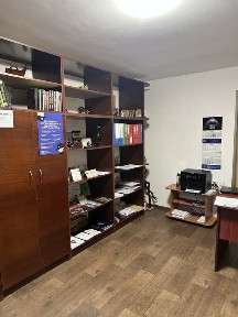 сдам офіс з комунальними від власника центр червона лінія новий ремонт