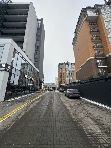 Продаж елітної новобудови 131 метр з видом на центр міста паркову зону