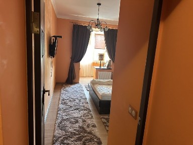 Продам 2 кім 4/6 на Гленца