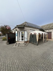 Сдается в аренду магазин с солнечными панелями