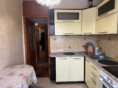 Оренда 2 кімнатної квартири, вул. Ю. Липи.