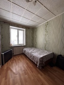 Продаж одкімнатної квартири по вул. Вернигора, жилий стан, меблі