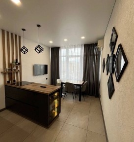 Продам квартиру на Каманина! Площать 54 метра/ С РЕМОНТОМ