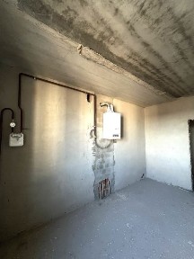Велика 1к квартира в зданому будинку з газом