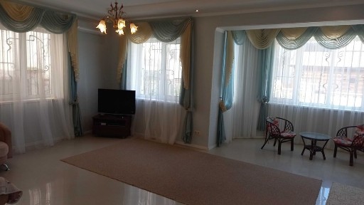 Продаж будинку 175 м², Дачная, 19-23