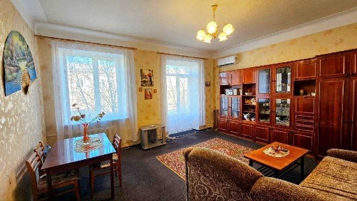 Днепропетровская обл., г. Каменское, Тараса Шевченко ул., 27/29