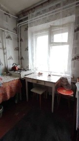 Продам 3-х кімнатну квартиру м. Зміїв