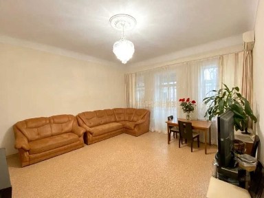 Продаж 4 к квартири вул. Січових стрільців, буд. 35