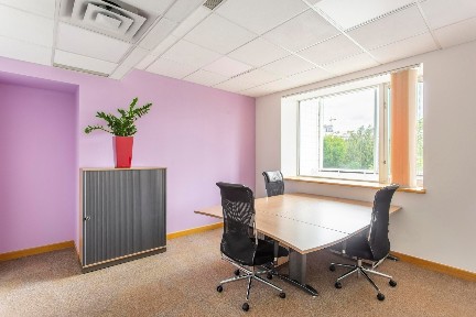 Киев, Шелковичная ул., 42/44