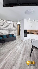 Киев, Драгоманова ул., 10