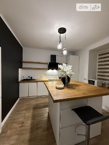 Довготривала оренда 2к квартири на вул. Торговиця 11Б • ID 33886897