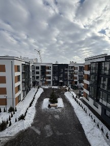 Терміново продам 1-но кімнатну ЖК»Status»р-н Льонокомбінату.