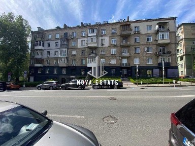 Оренда фасадного приміщення. Кловський Узвіз 6. Окремий вхід. ВИТЯЖКА