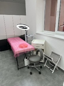 Оренда місця, стола, кушетки для майстра бровіста, візажист, лашмейкер