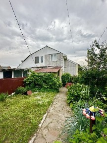 Купівля-продаж половини будинка Бориспіль Чкалова центр 2км