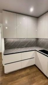 Продаж зданоі 1но кямн. квартири з ремонтом та меблями