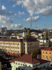 Київ, Шевченківський, вулиця Набережно-Хрещатицька 21