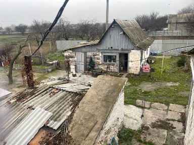 Продам дом с басейном