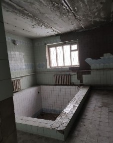 Сдам в аренду помещение ( склад) в г. Змиев 110 кв. м