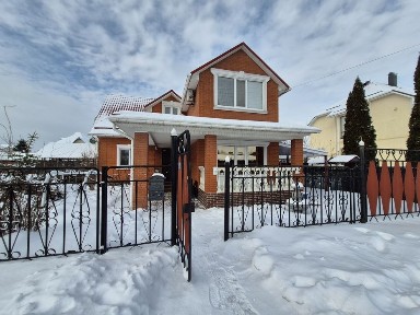 Продаж будинку КМ 