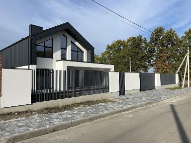 Будинок Тарасове (Луцьк)
