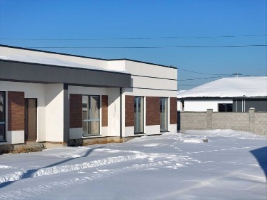 Продам котедж в районі Льонокомбінату