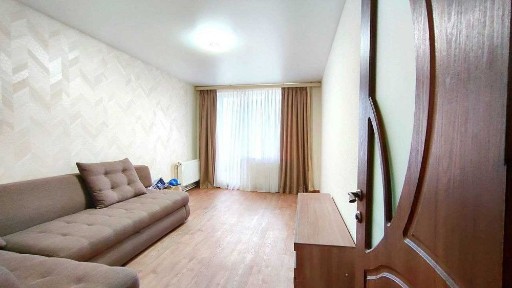 Терміново продам 3-кімнатну квартиру в Дергачах по вул. Садовій