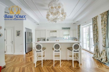 Продажа дома с выходом на воду. Старокиевская, Козин.