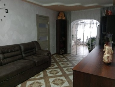Продам 4 кімнатну квартиру