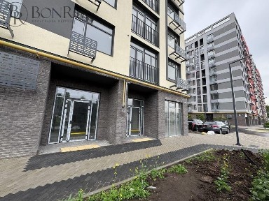 Оренда, Торгове, Фасад, ЖК Оптимісто, 40.82м2.