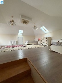 Терміново! Продам будинок з басейном та сауною у Совіньйоні Одеса