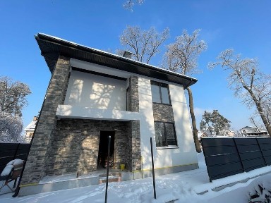 Якісний будинок 125м2 на 5 сотках біля Парку Центральний