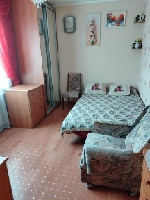 3 ком на Королева угол Левитана