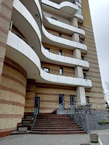 Днепр, Дмитрия Яворницкого просп., 5