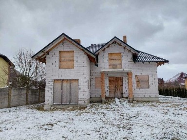 Продажа дома 198 м², Квітнева