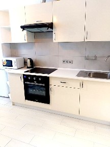 Продажа 1-комнатной квартиры 45 м², Академика Королева ул.