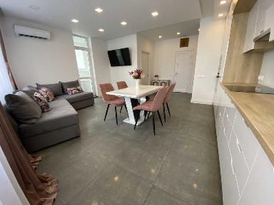 Продаж 4-кімнатної квартири 122 м², Харківське шосе, 188