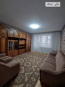Київський майдан, район Центр, Луцьк, майд. Київський 7 • ID 33937062
