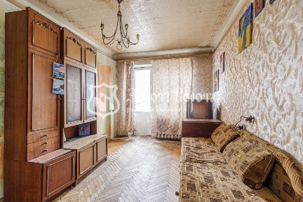 Киев, Берестейський, 5