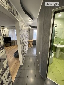 Здам подобово 1к квартиру на вул. Патріотична 58Б, кв. 86 • ID 32383379