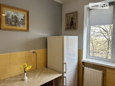 Здам подобово 1к квартиру на вул. Берегівська 64 • ID 32258153