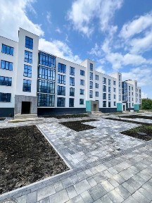 Киевская обл., Бучанский район, г. Ирпень, Захисників 6