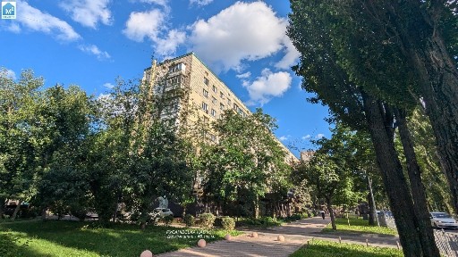 Продаж 2-кімнатної квартири 46 м², Русанівський бул., 10