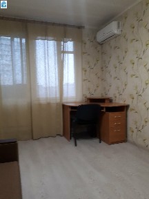 Харків, Новгородская вул., 10