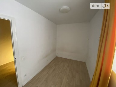 Продаж 2к квартири 41 кв. м на вул. Білокур • ID 33945954