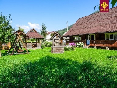Оренда деревʼяного котеджу Верховина-Івано Франківська обл